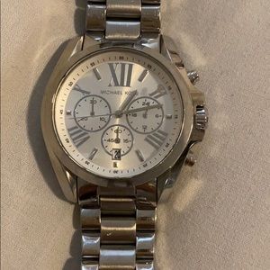 Michael Kors Bradshaw Watch silver with white face